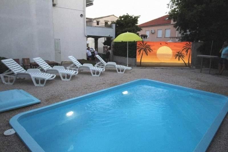 Blue Water Novalja Apartments Extérieur photo