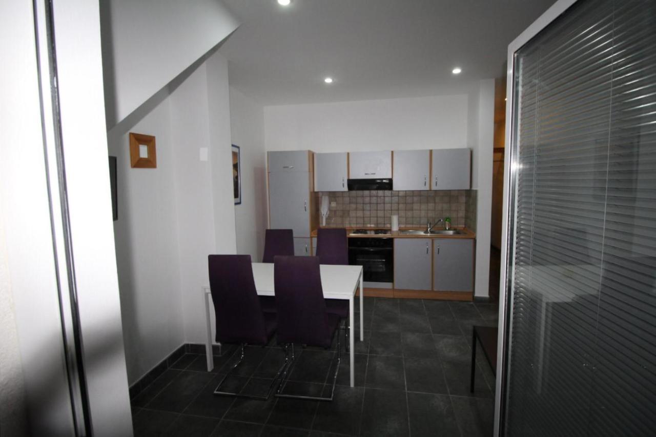 Blue Water Novalja Apartments Extérieur photo